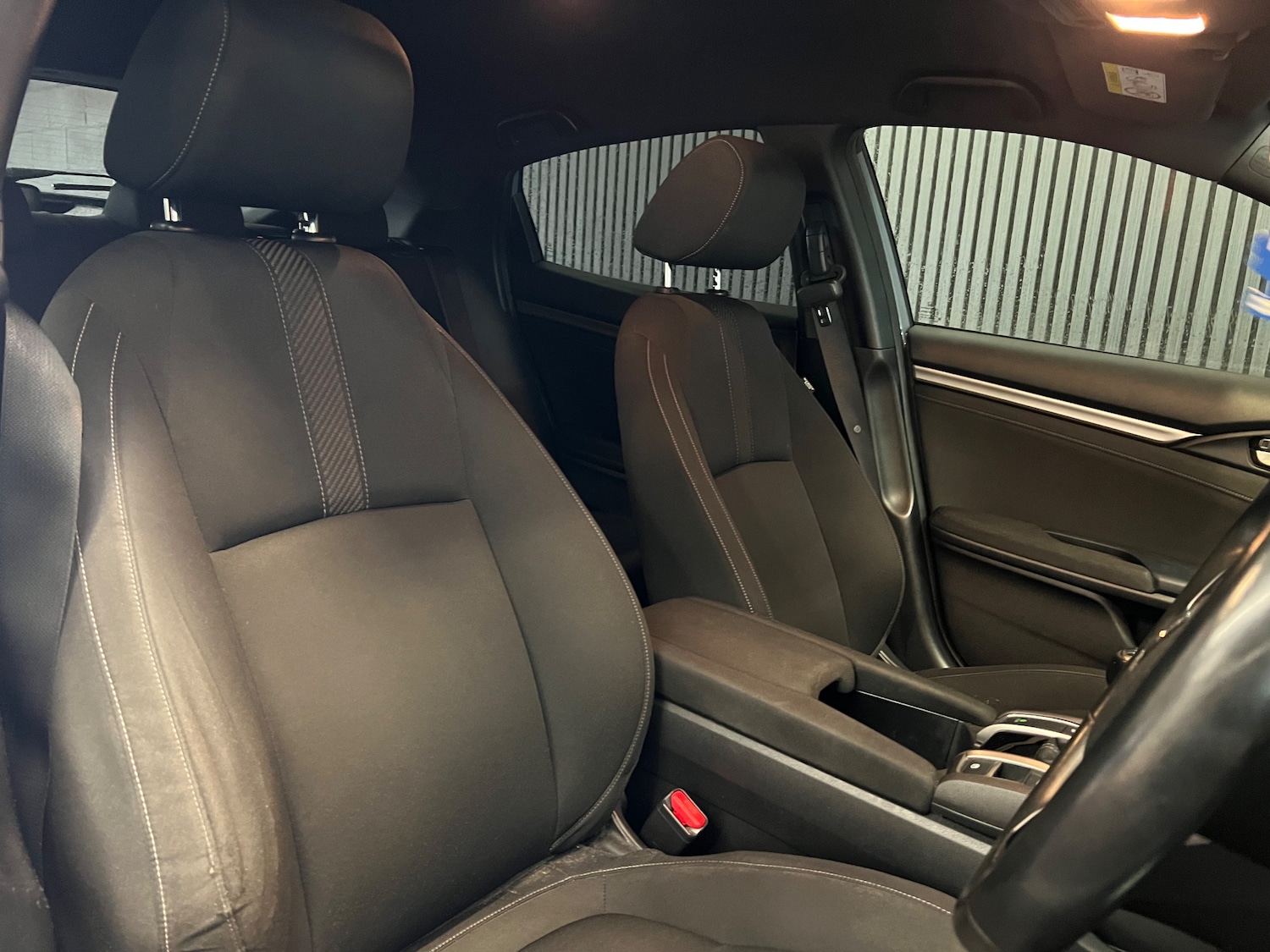 Used Honda Civic 2019 for sale - 77236229: Photo 14