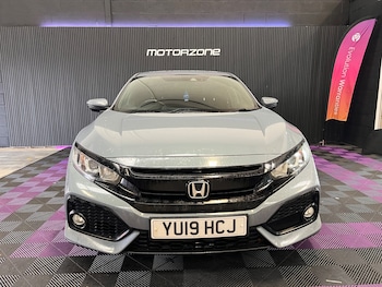 Used Honda Civic 2019 for sale - 77236229: Photo