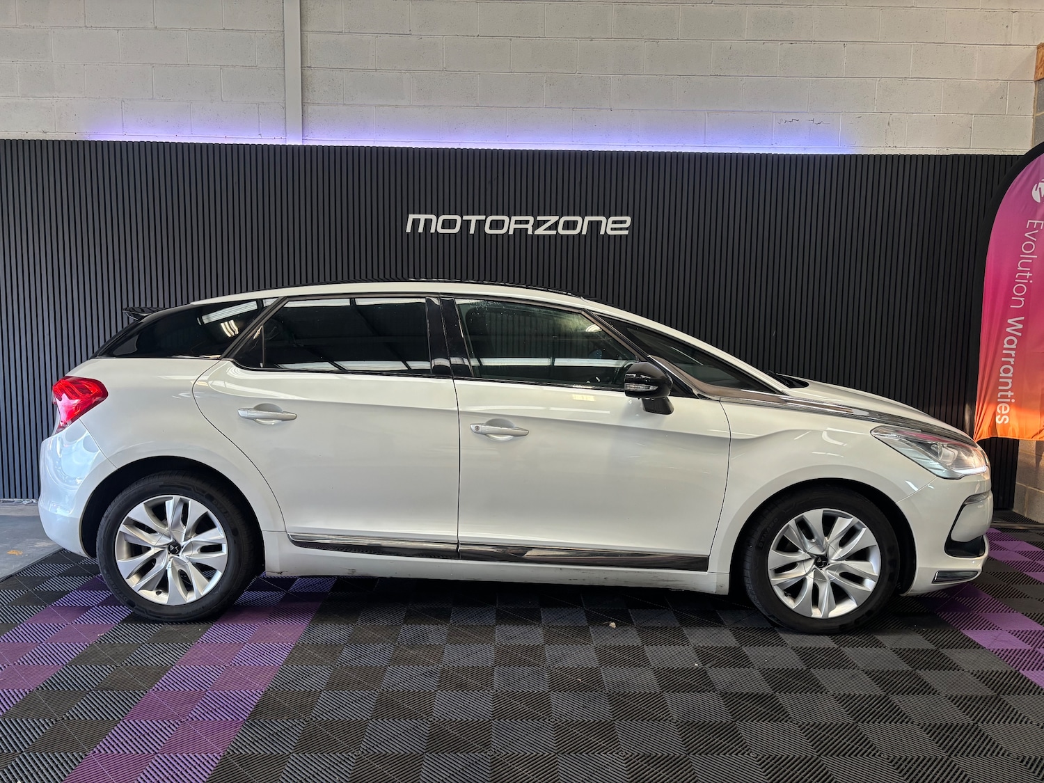 Used DS Automobiles DS 5 2018 for sale - 76716423: Photo 25