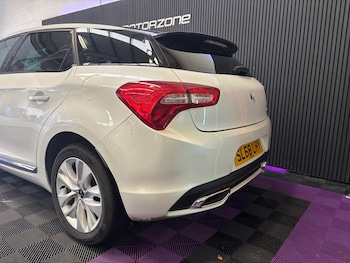 Used DS Automobiles DS 5 2018 for sale - 76716423: Photo