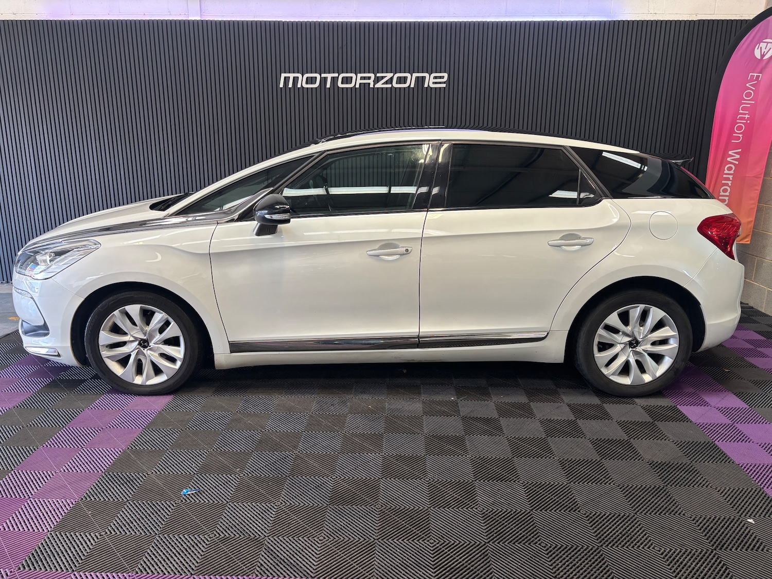 Used DS Automobiles DS 5 2018 for sale - 76716423: Photo 9