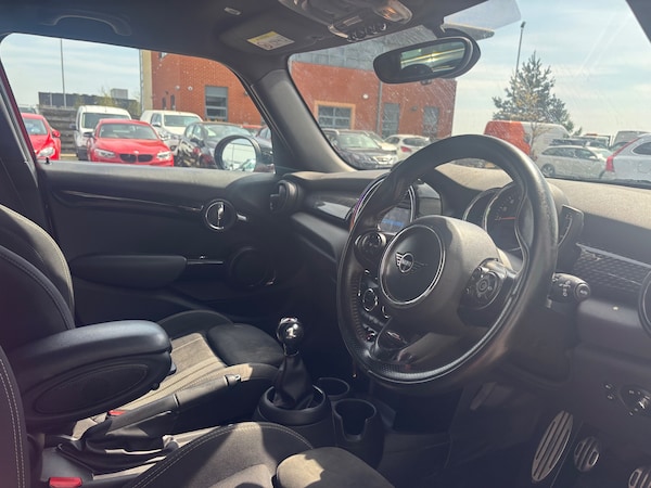 Used MINI Cooper 2019 for sale - 74518275: Photo 11