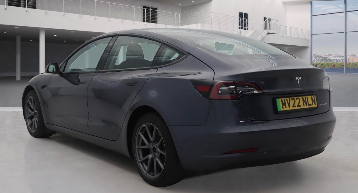 Used Tesla Model 3 2022 for sale - 76563496: Photo 3