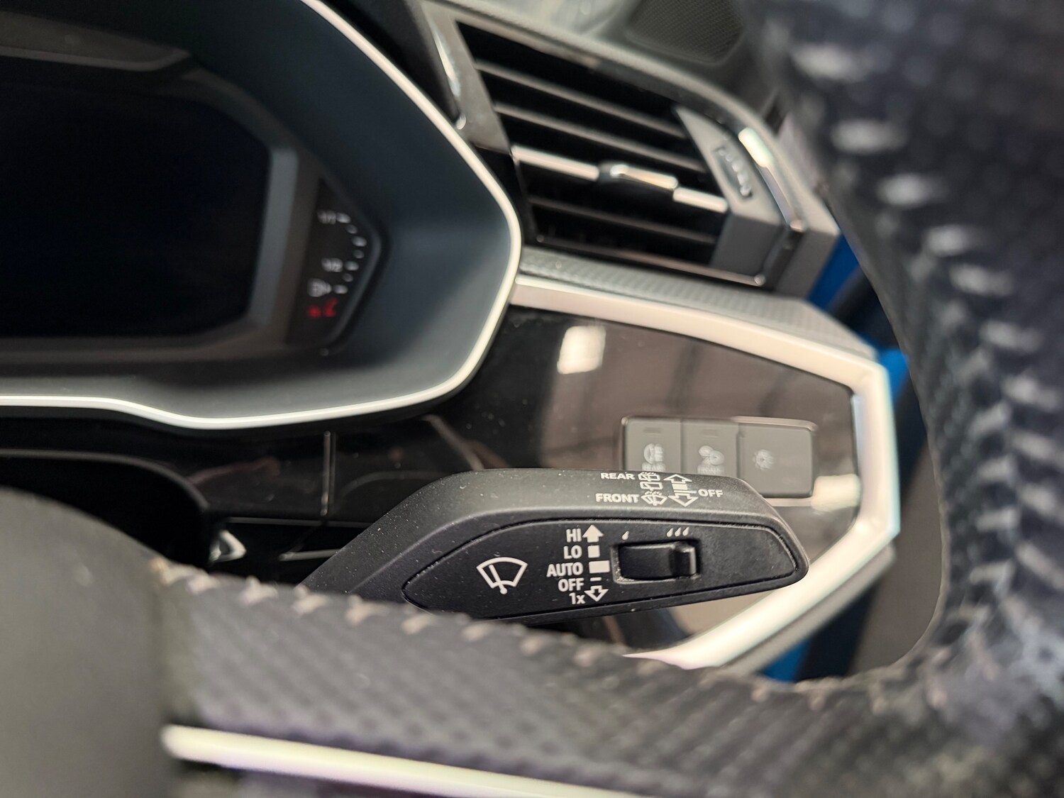 Used Audi Q3 2019 for sale - 77966592: Photo 53