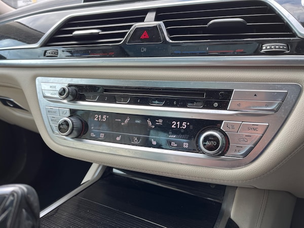 Used BMW 7 Series 2015 for sale - 73925576: Photo 19