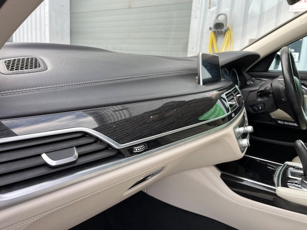 Used BMW 7 Series 2015 for sale - 73925576: Photo 32