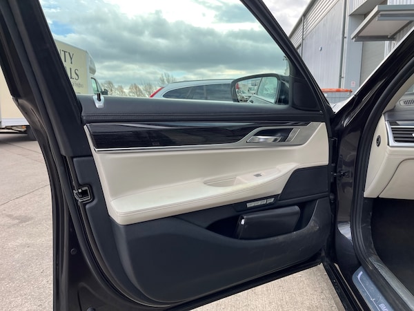 Used BMW 7 Series 2015 for sale - 73925576: Photo 50