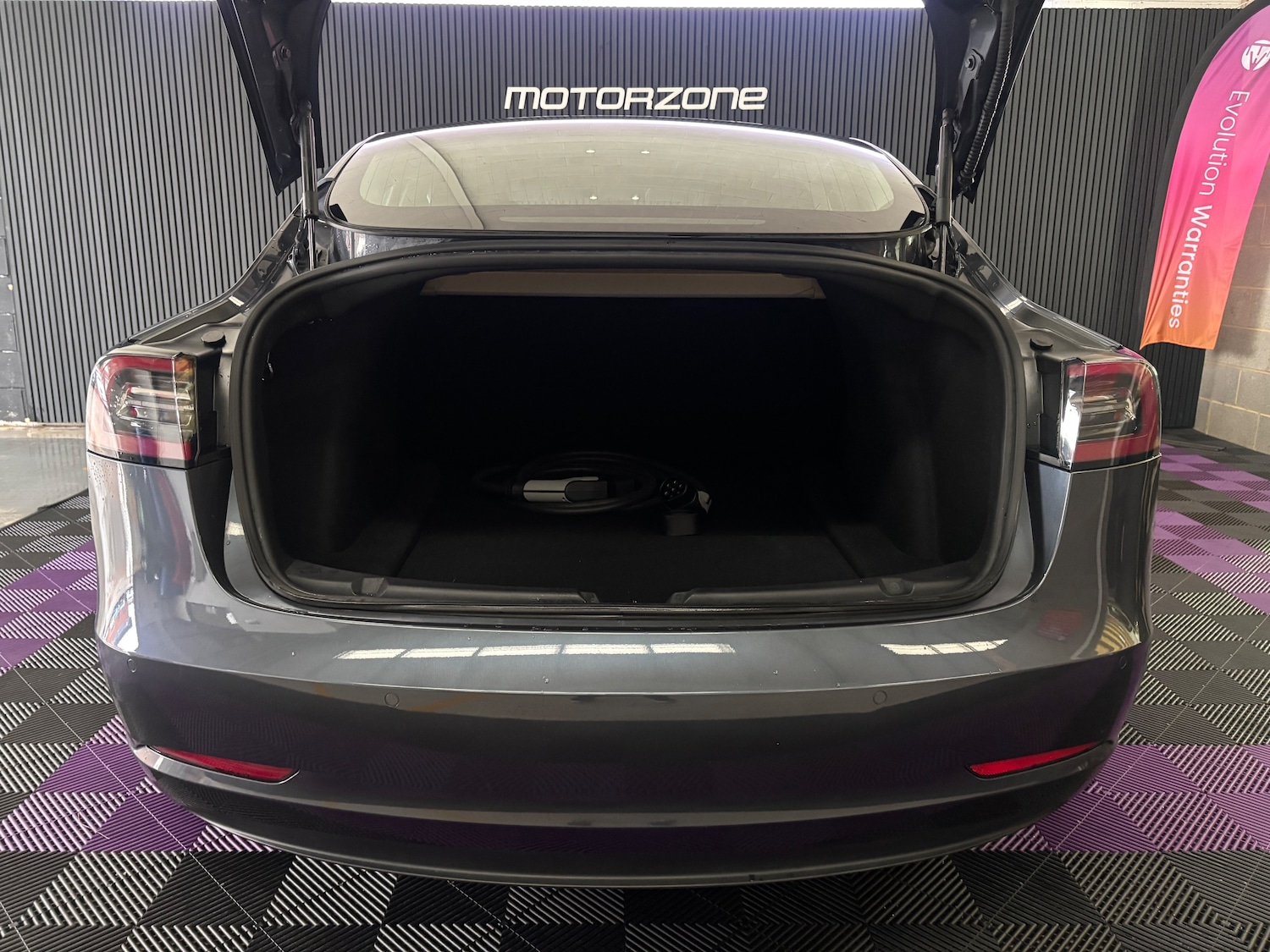 Used Tesla Model 3 2020 for sale - 76324517: Photo 13