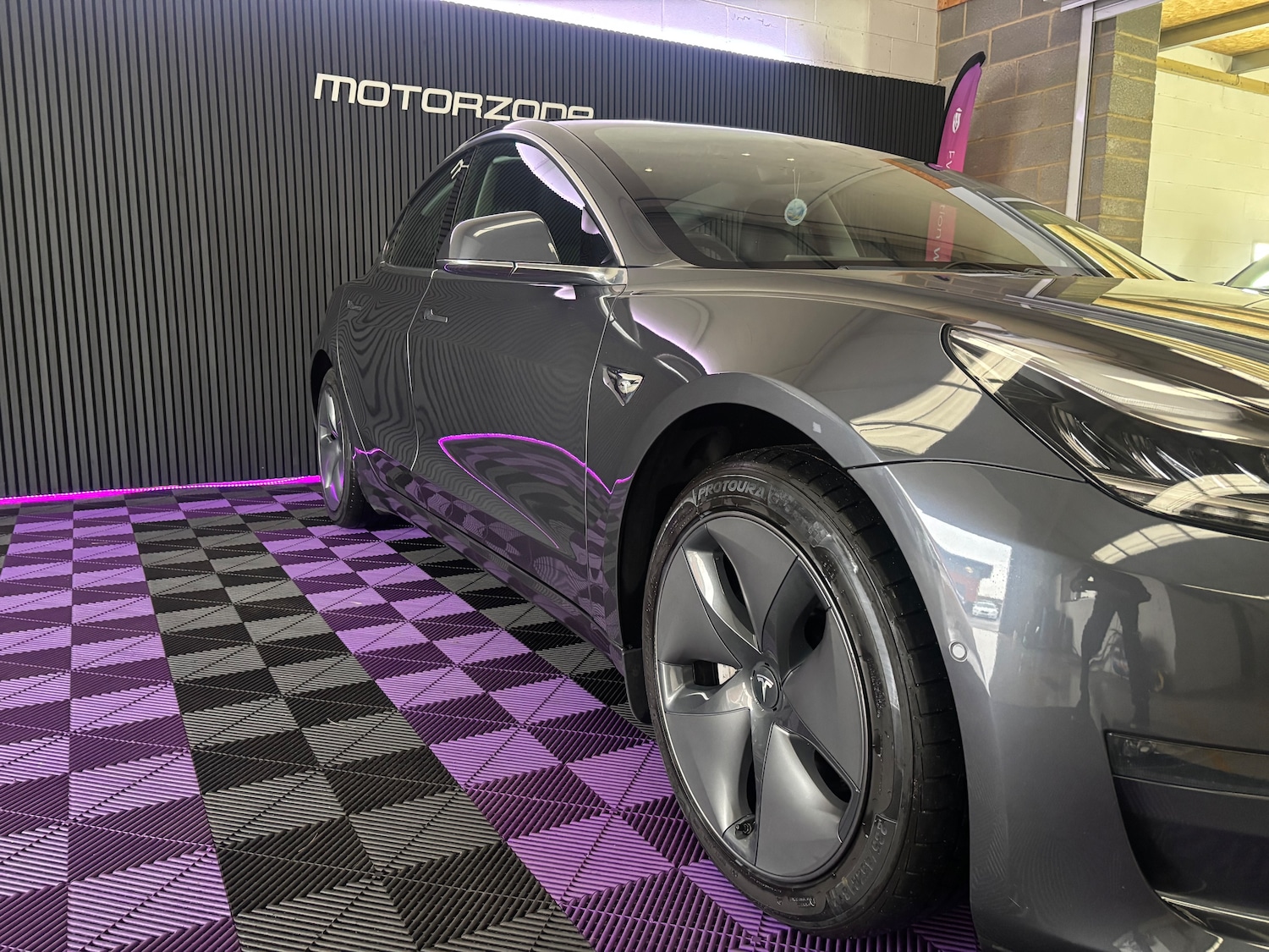 Used Tesla Model 3 2020 for sale - 76324517: Photo 18