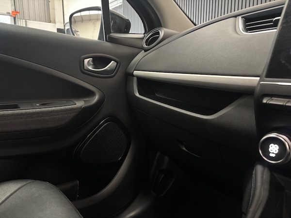 Used Renault Zoe 2021 for sale - 76274417: Photo 41