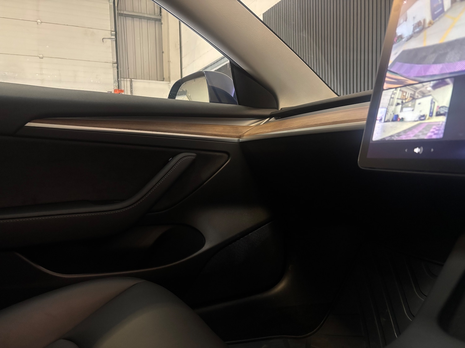 Used Tesla Model 3 2020 for sale - 76604285: Photo 24