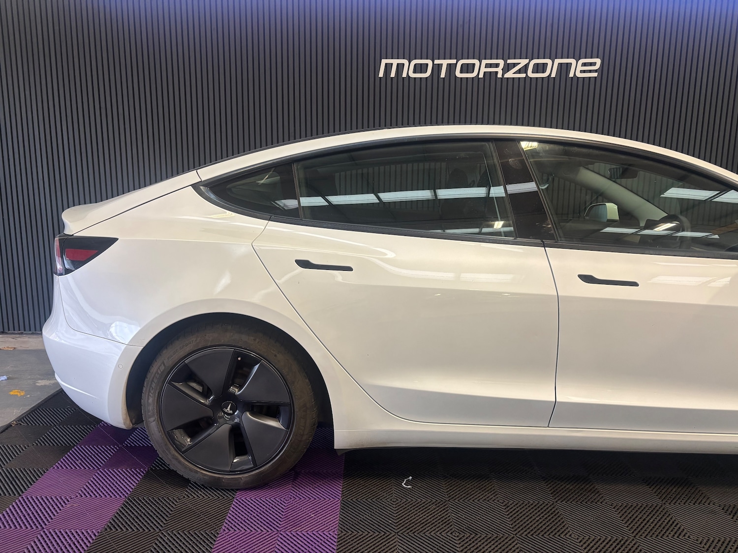 Used Tesla Model 3 2020 for sale - 76604285: Photo 32