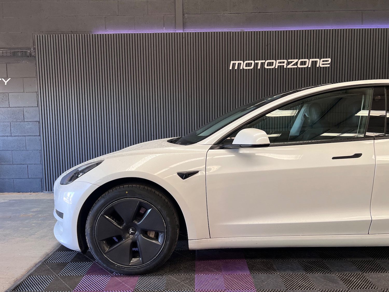 Used Tesla Model 3 2020 for sale - 77555401: Photo 18