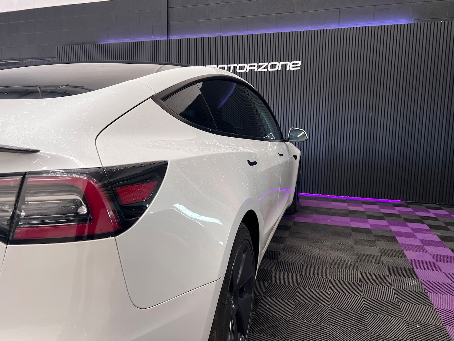 Used Tesla Model 3 2020 for sale - 77555401: Photo 24