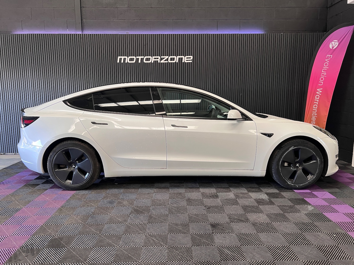 Used Tesla Model 3 2020 for sale - 77555401: Photo 7