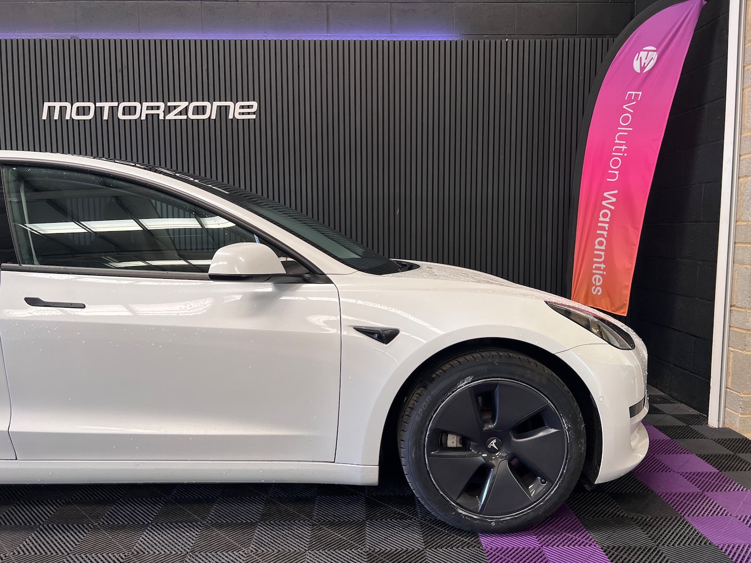 Used Tesla Model 3 2020 for sale - 77555401: Photo 9