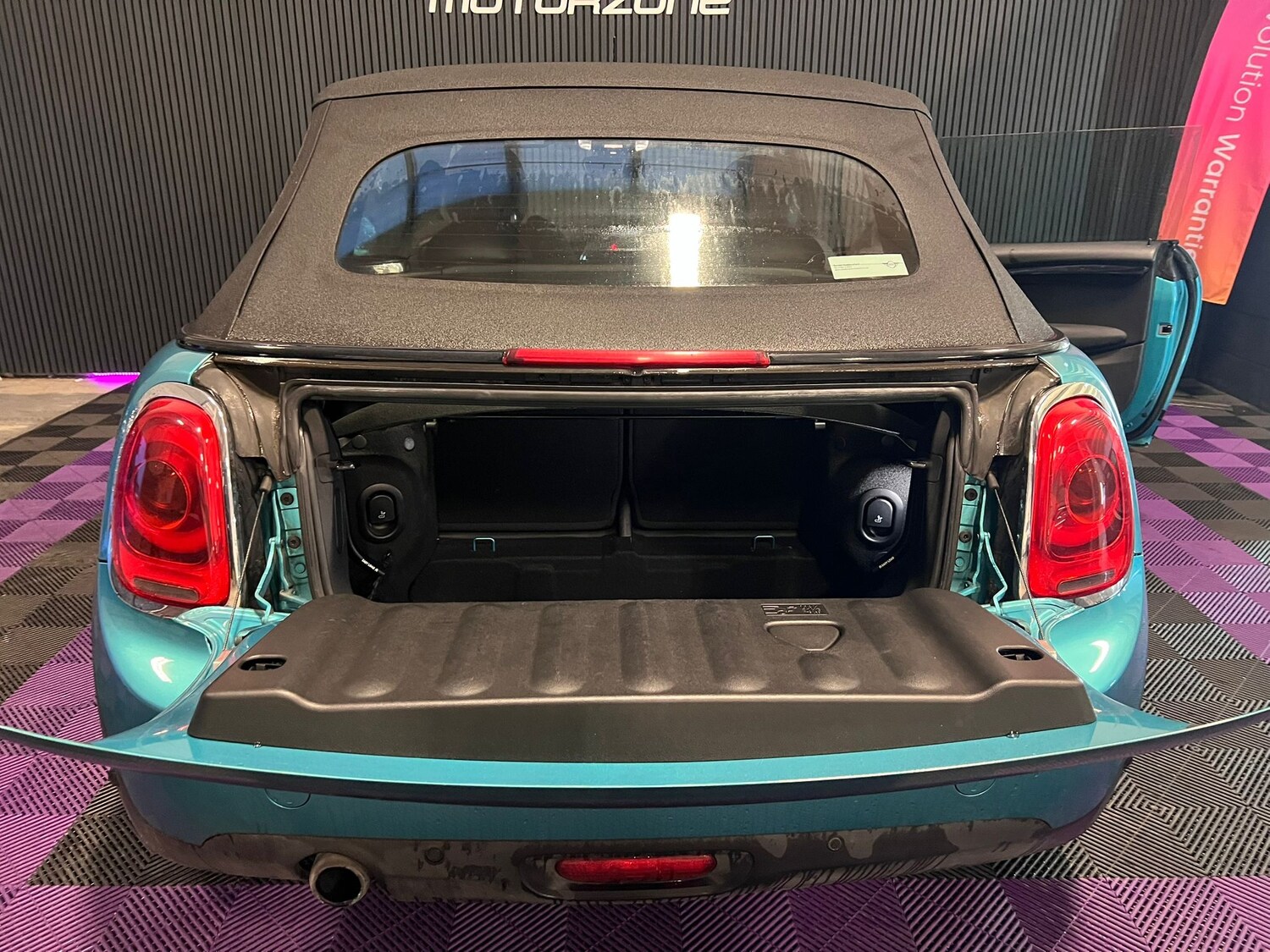 Used MINI Convertible for sale - 77501905: Photo 16