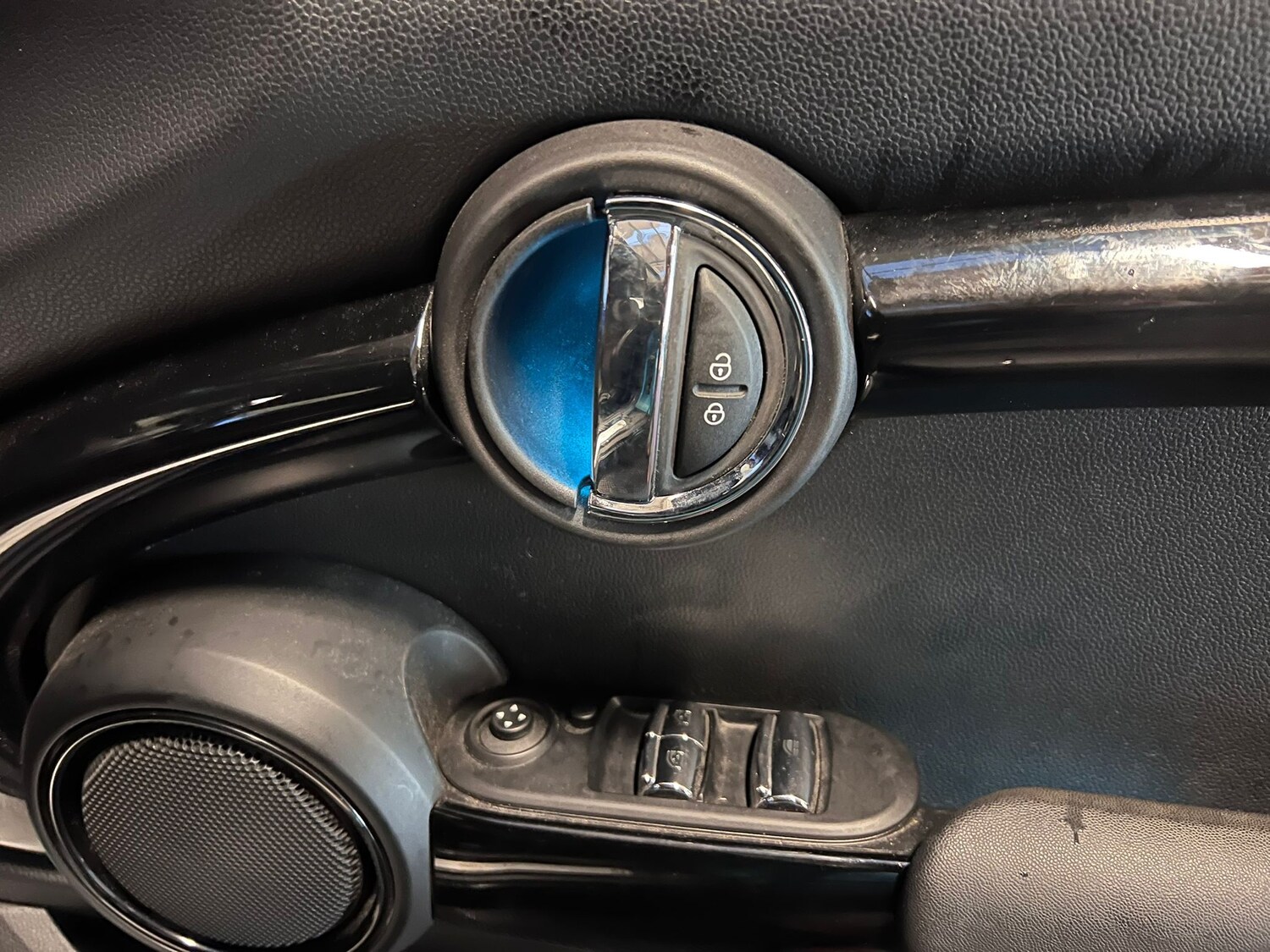 Used MINI Convertible for sale - 77501905: Photo 40