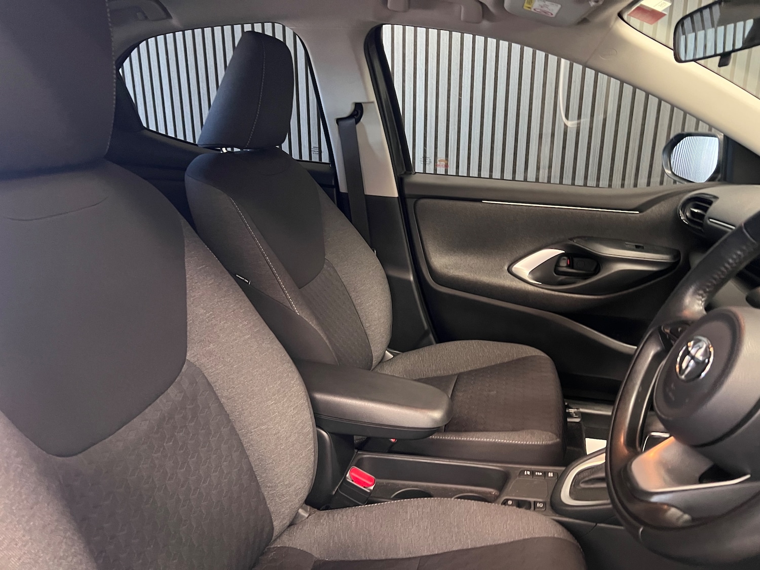 Used Toyota Yaris 2020 for sale - 77919125: Photo 11