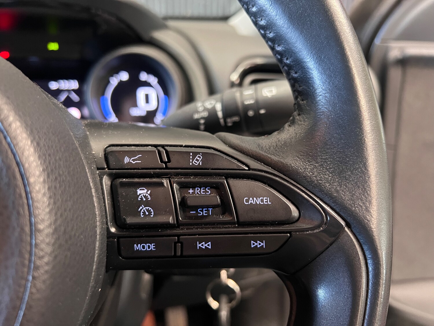 Used Toyota Yaris 2020 for sale - 77919125: Photo 34