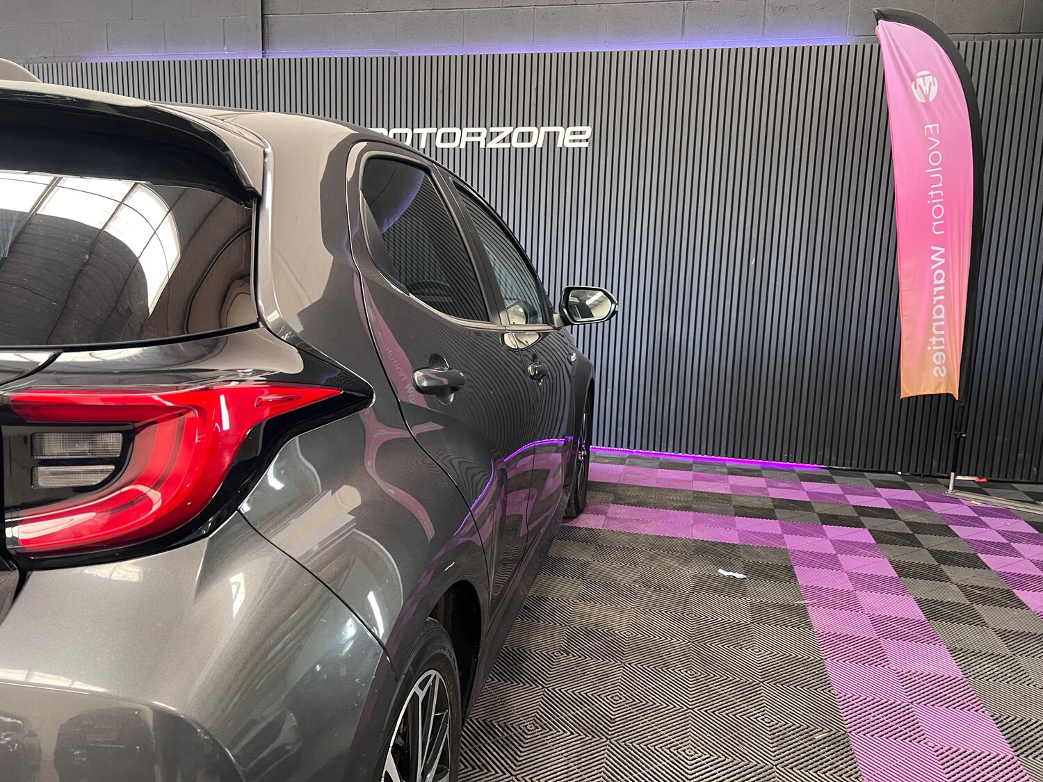 Used Toyota Yaris 2020 for sale - 77919125: Photo 36