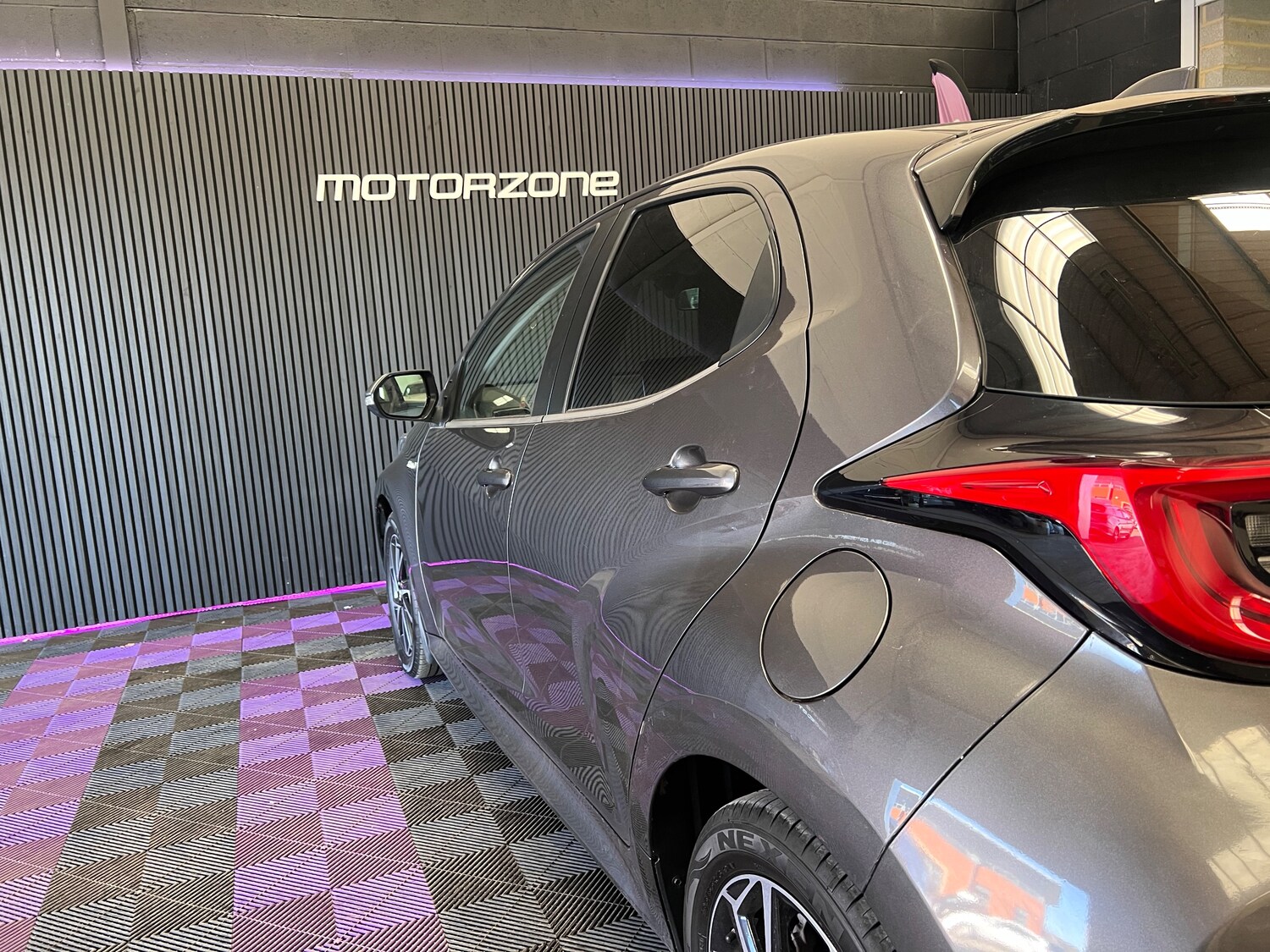 Used Toyota Yaris 2020 for sale - 77919125: Photo 37