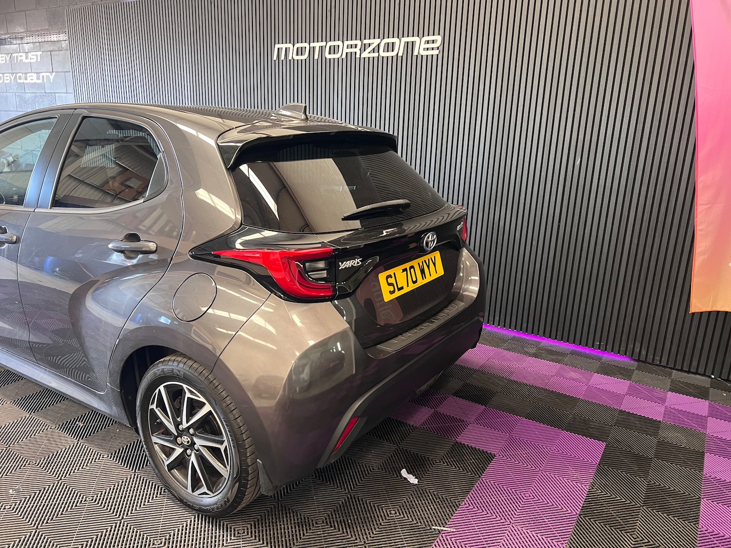 Used Toyota Yaris 2020 for sale - 77919125: Photo 4