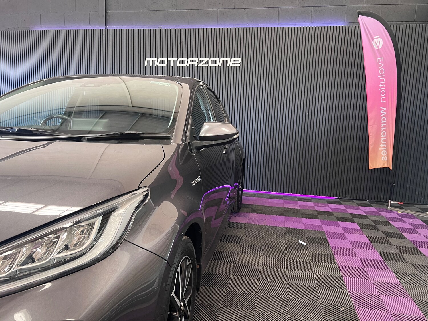 Used Toyota Yaris 2020 for sale - 77919125: Photo 40