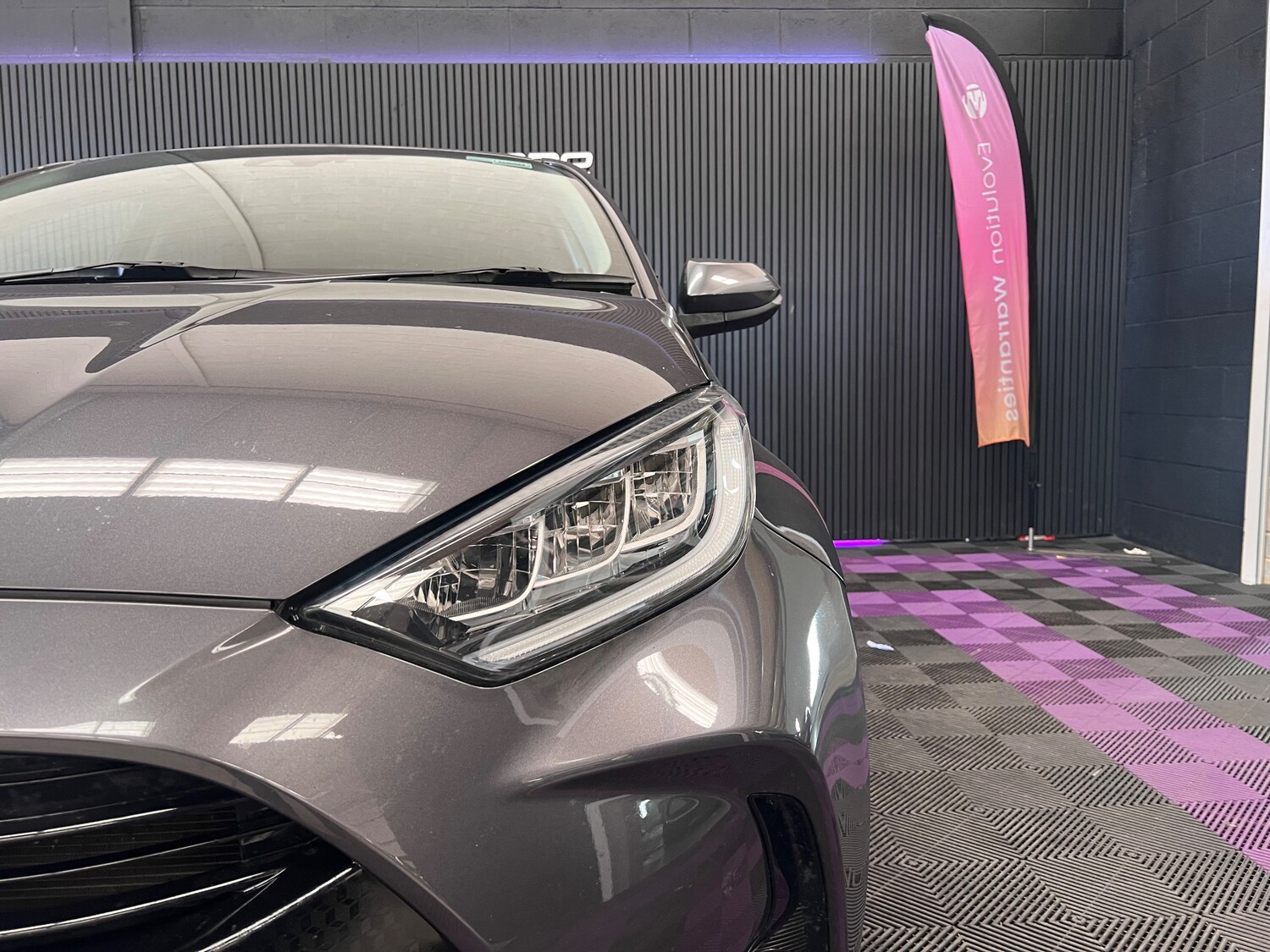 Used Toyota Yaris 2020 for sale - 77919125: Photo 42