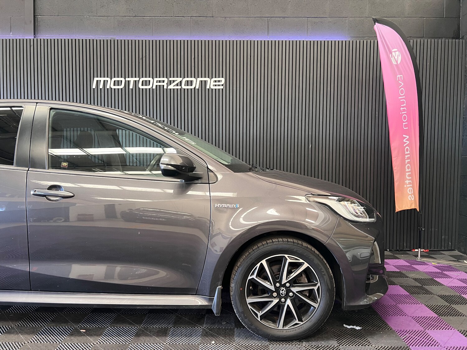 Used Toyota Yaris 2020 for sale - 77919125: Photo 8