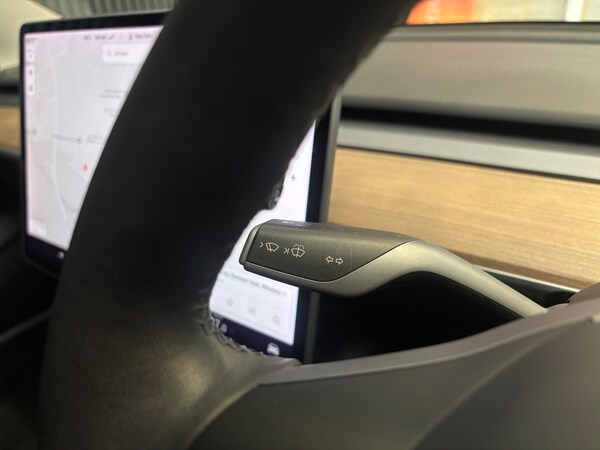 Used Tesla Model 3 2021 for sale - 76198108: Photo 33