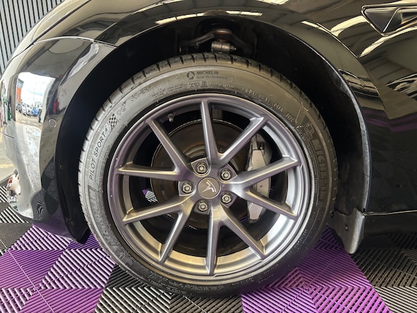 Used Tesla Model 3 2021 for sale - 76198108: Photo 40
