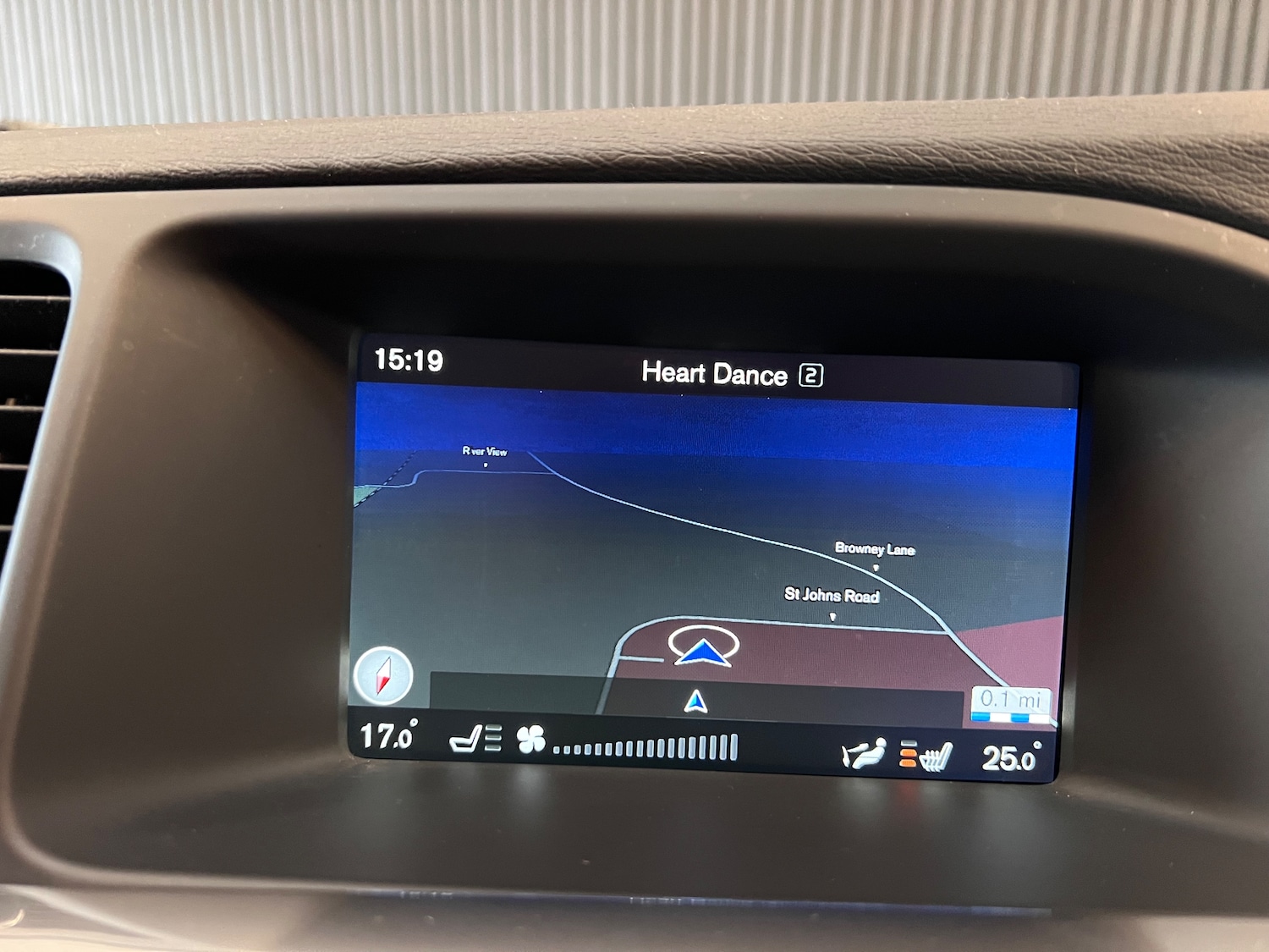 Used Volvo V60 2016 for sale - 77620375: Photo 34