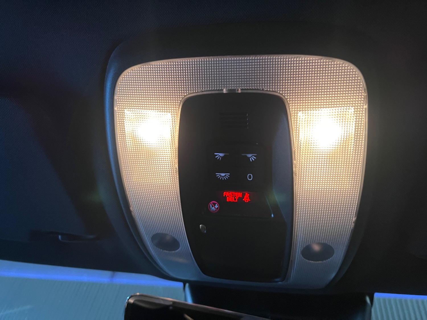 Used Volvo V60 2016 for sale - 77620375: Photo 35