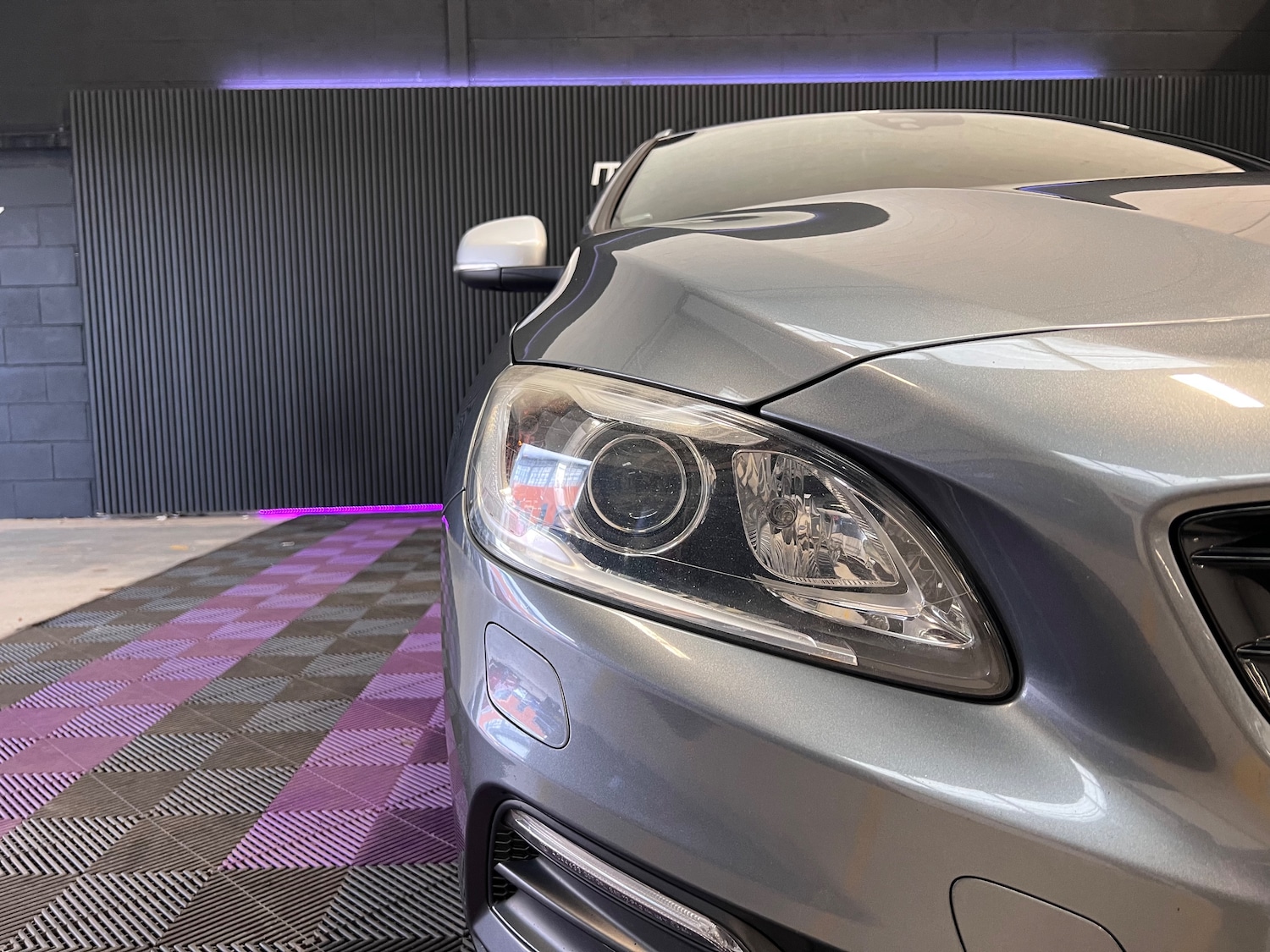 Used Volvo V60 2016 for sale - 77620375: Photo 38