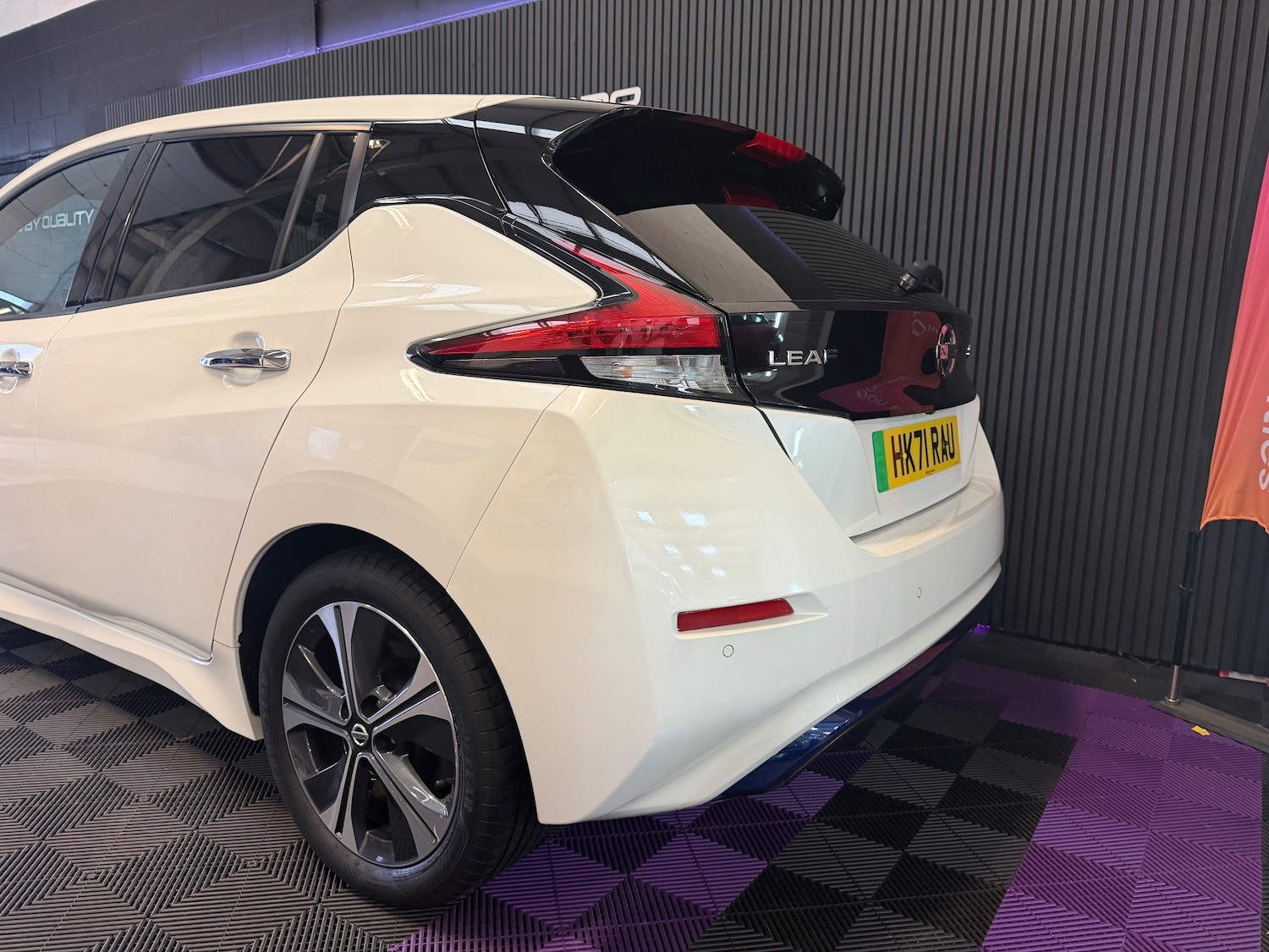 Used Nissan Leaf 2022 for sale - 77849130: Photo 2