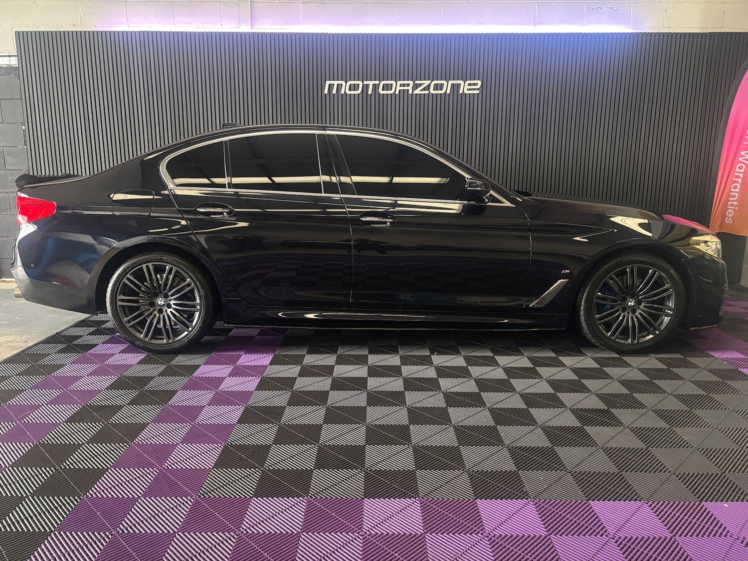 Used BMW 5 Series 2018 for sale - 76339312: Photo 4