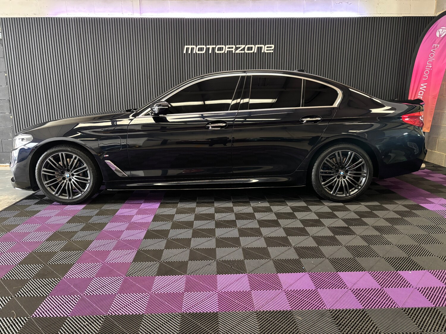 Used BMW 5 Series 2018 for sale - 76339312: Photo 6