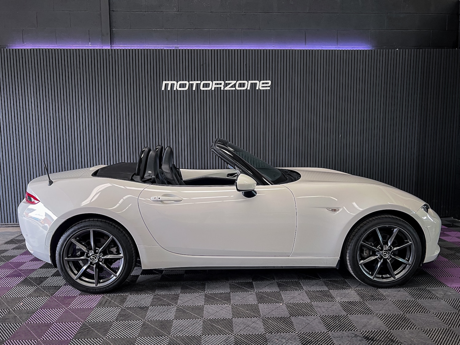 Used Mazda MX-5 2017 for sale - 78182595: Photo 6
