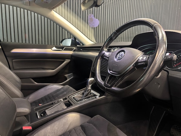 Used Volkswagen Passat 2017 for sale - 76224944: Photo 21