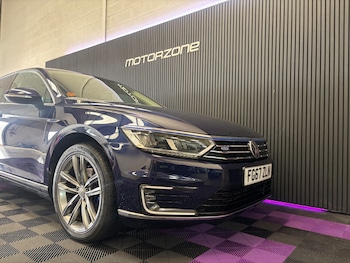 Used Volkswagen Passat 2017 for sale - 76224944: Photo 2