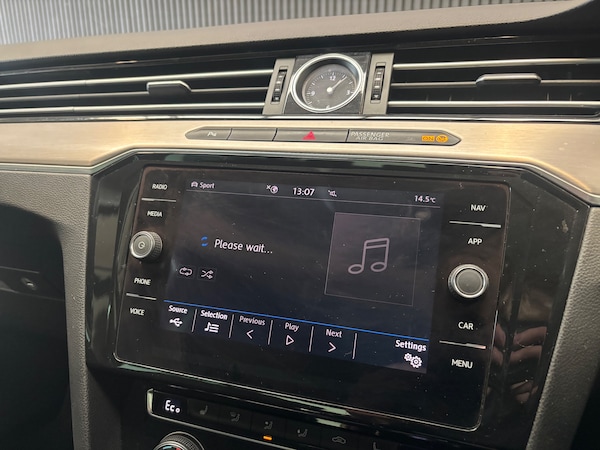 Used Volkswagen Passat 2017 for sale - 76224944: Photo 31
