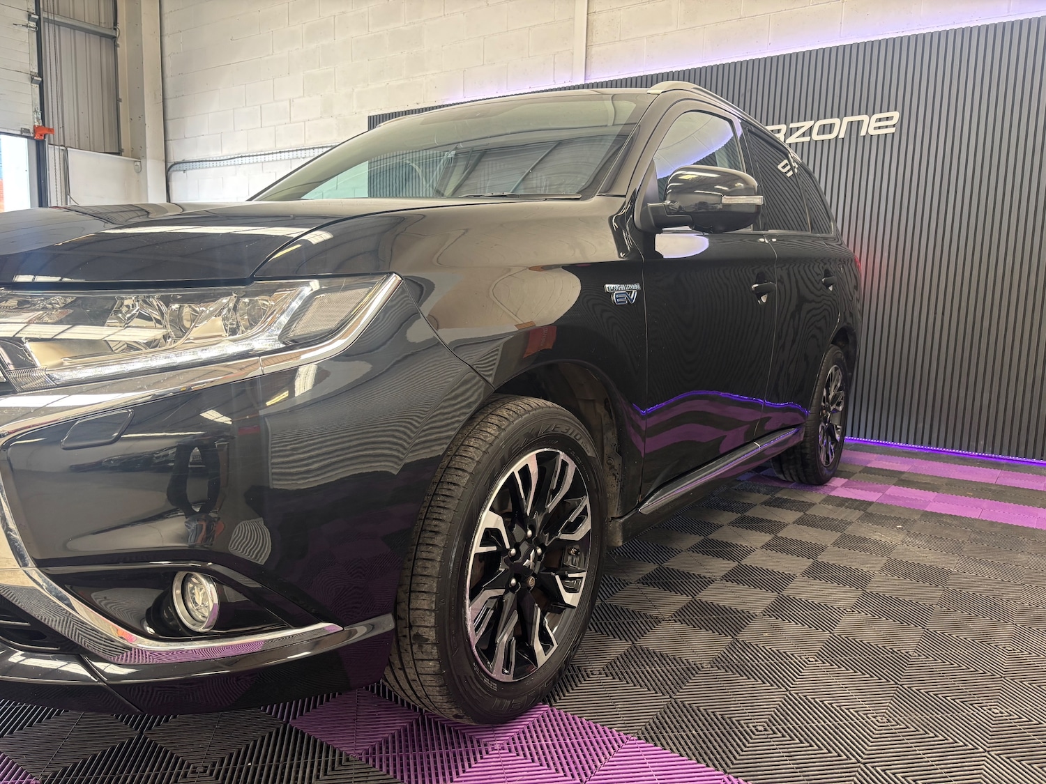 Used Mitsubishi Outlander 2017 for sale - 75999348: Photo 14