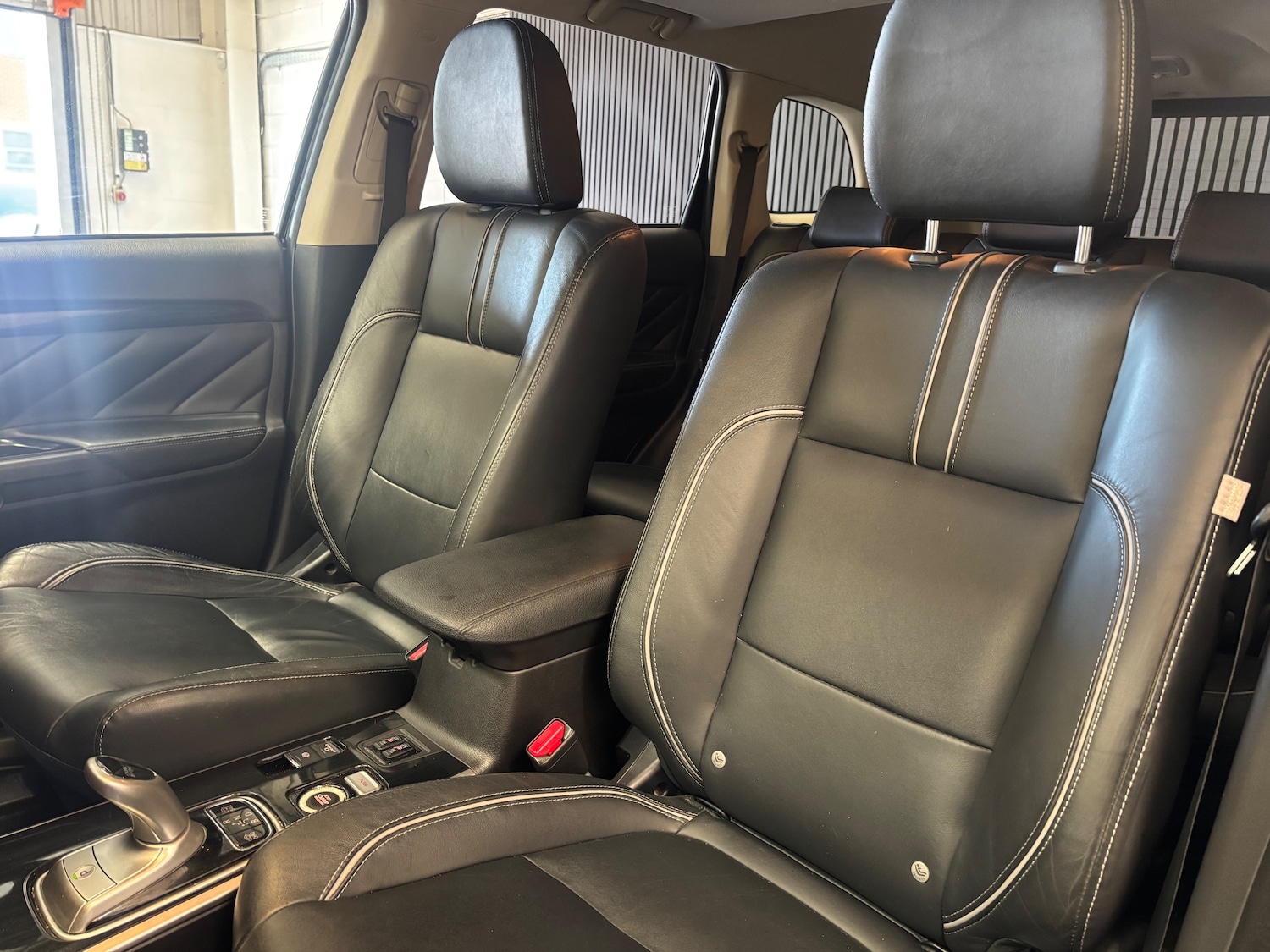 Used Mitsubishi Outlander 2017 for sale - 75999348: Photo 18