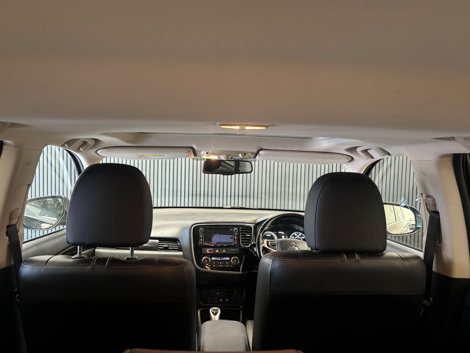 Used Mitsubishi Outlander 2017 for sale - 75999348: Photo 24