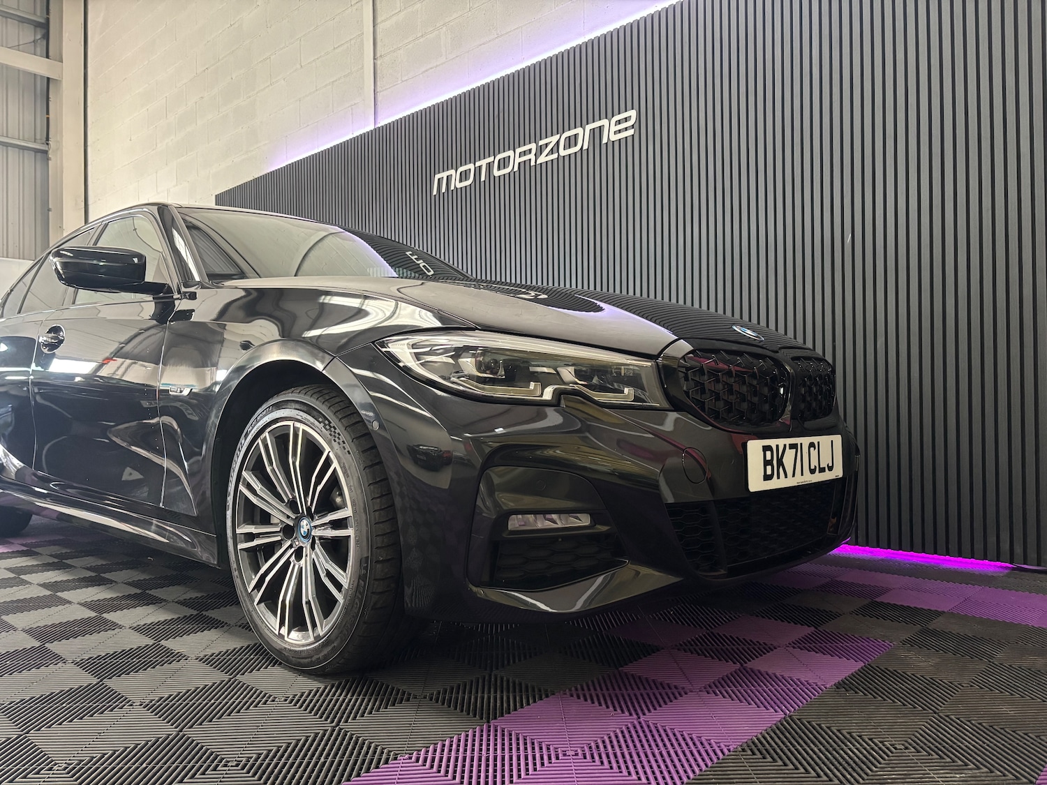 Used BMW 3 Series 2021 for sale - 76716427: Photo 2