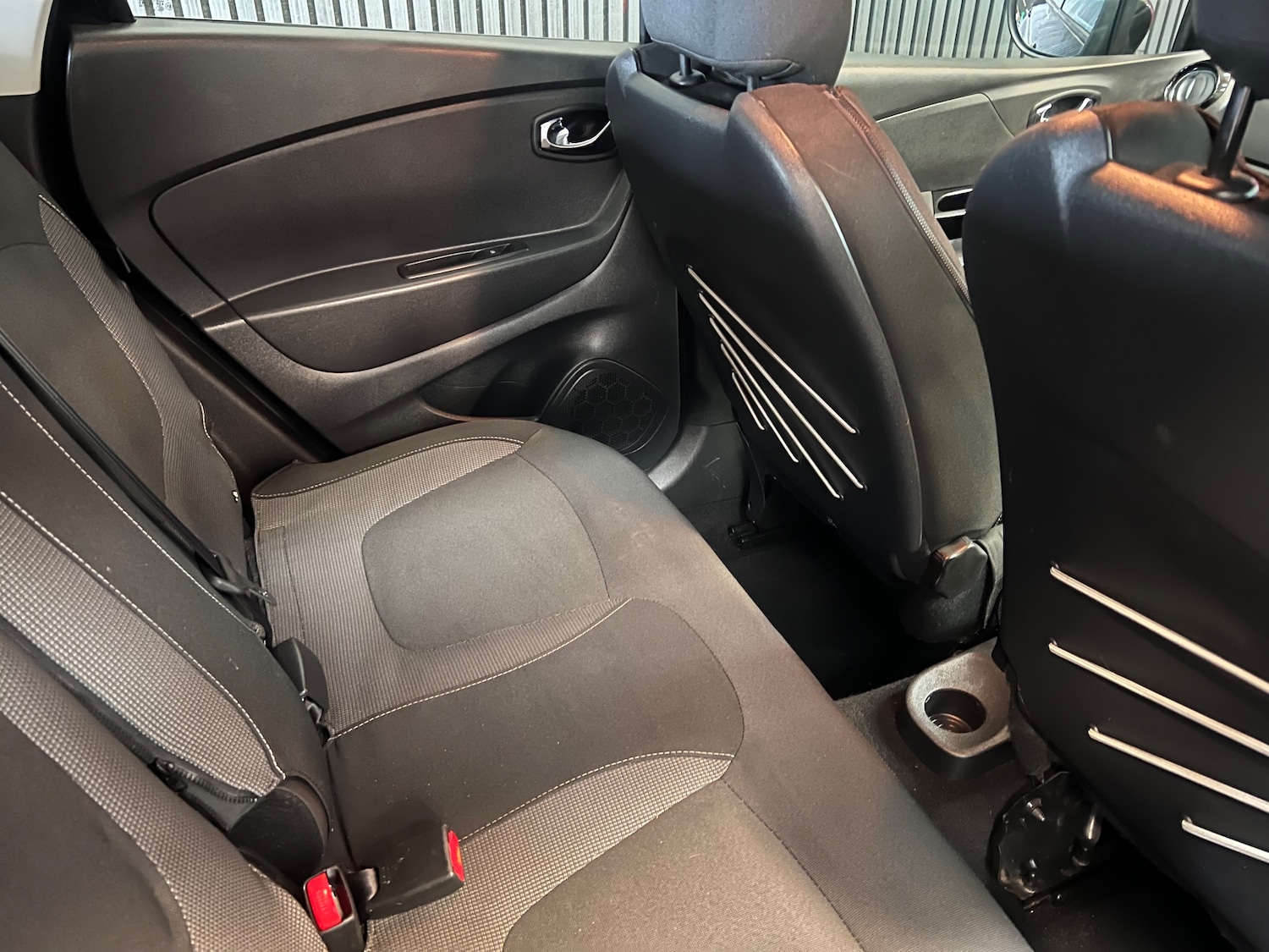 Used Renault Captur 2016 for sale - 77845484: Photo 12