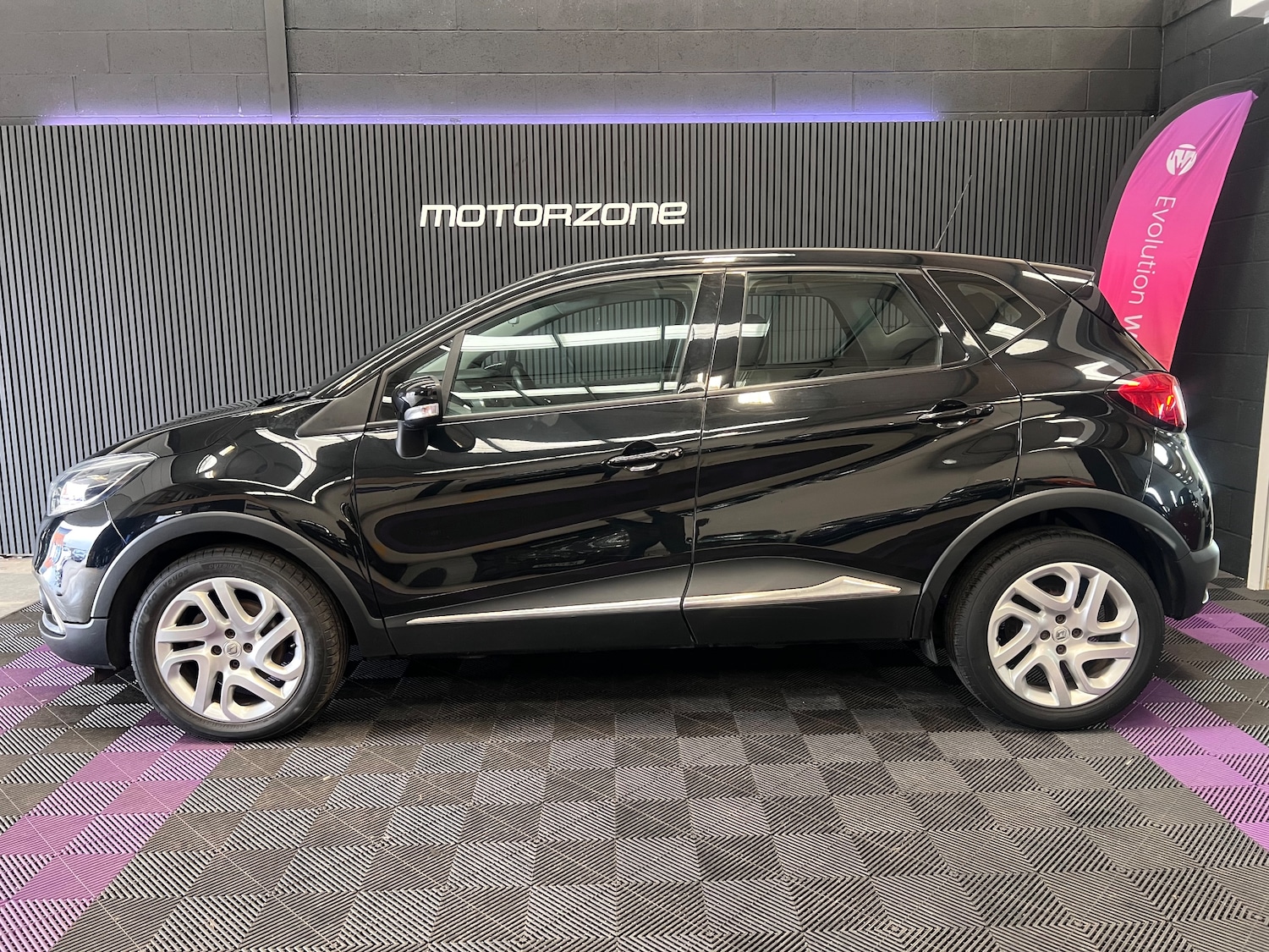 Used Renault Captur 2016 for sale - 77845484: Photo 14