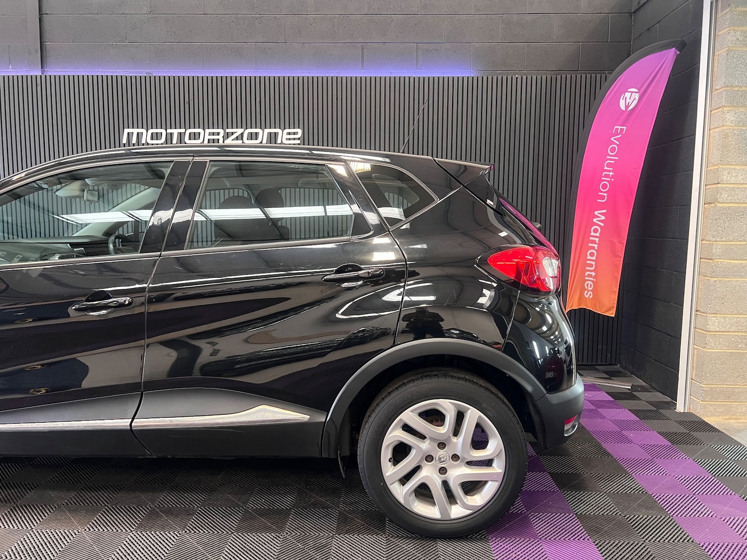 Used Renault Captur 2016 for sale - 77845484: Photo 16