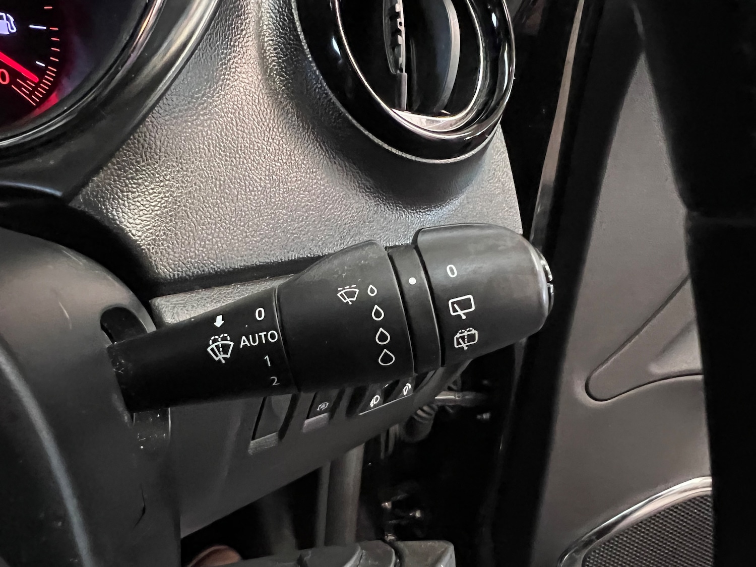 Used Renault Captur 2016 for sale - 77845484: Photo 31